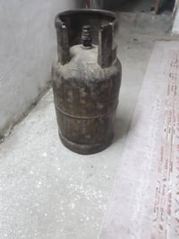 قنينه عراقيه للبيع قفلها 60 للتواصل 07709295118