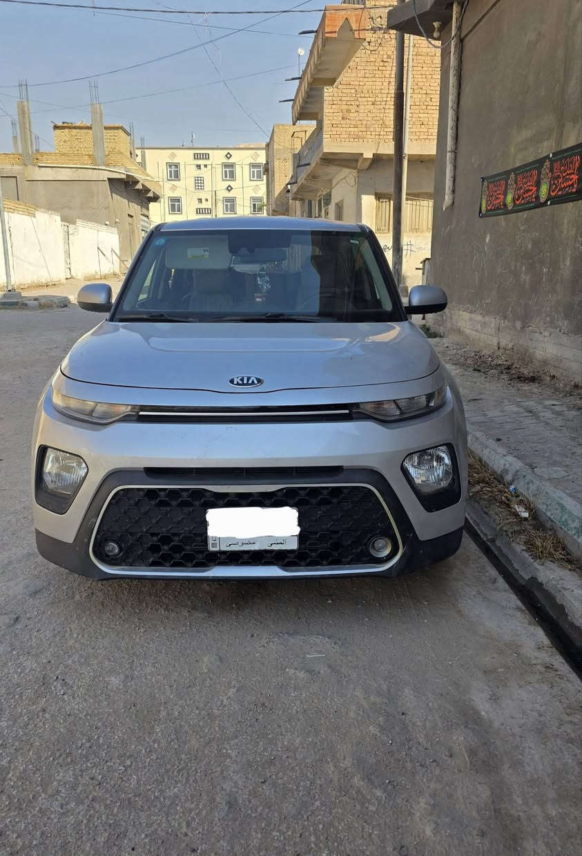 كيا صول موديل ٢٠٢١
فئة s وارد امريكي

مكينه 2000

 حادثها : بجم ما واصل للبراكيت 

الرقم: مثنى

ماشية اكثر ٩٨١٧ ميل

السعر :150 قابل للتفاوض

المكان : السماوة

التواصل : ***********
