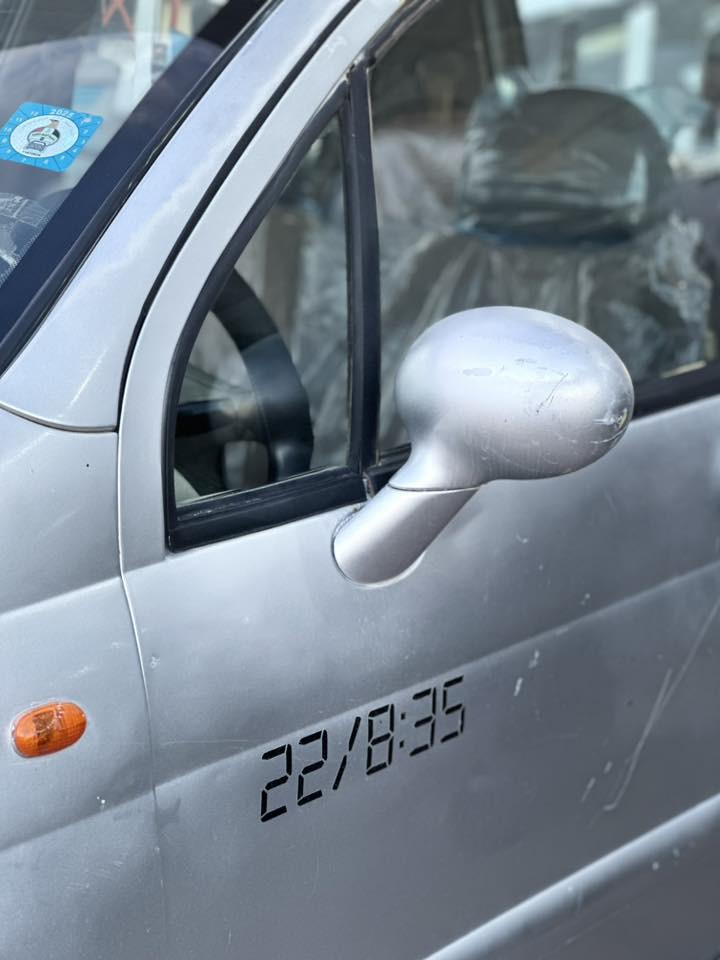 السلام عليكم مكلف بالنشر
كيوكيو رقم نجف دولي موديل 2011 كير ومحرك كورلا

تخم تاير جديد باتري جديد سيارة كامله وجاهزه

السعر 28$ ورقه وبيها مجال 

مكان السيارة النجف

رقمي ***********
