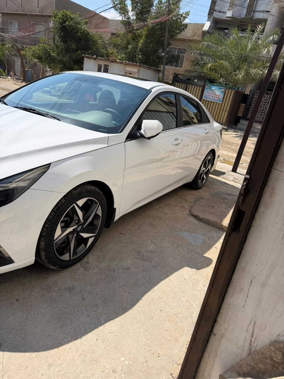 النترا
‏موديل2021
فول مواصفات خليجي
بية طختين 
ماشية٥٨
تحكمات 
مري شفط اشاير بل المري
تشغيل عن بعد
حساسات امامي خلفي
شاشة كبيرة
فتحة سقف
ويل كب ١٧
لايت لد خلفي
غير متواجد فيس 
***********
