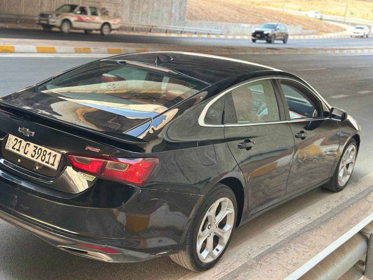 مالیبۆ ٢٠١٩ rs بیلادی گێرو مەکینەی بە شەرت هەمو گیانی مەزبوتە ٣ پارچە بۆیاخ بێ ناو گرتن کامل ناوی کراوە بە جلد سعر ٩٣ گەڵاو مەجالێکی کەم 

*********** السليمانية, العراق
