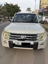 باجيرو حبتور  2010 خليجي  مكفوله من الصبغ بيه بارد صغير بالجاملغ ايمن ...