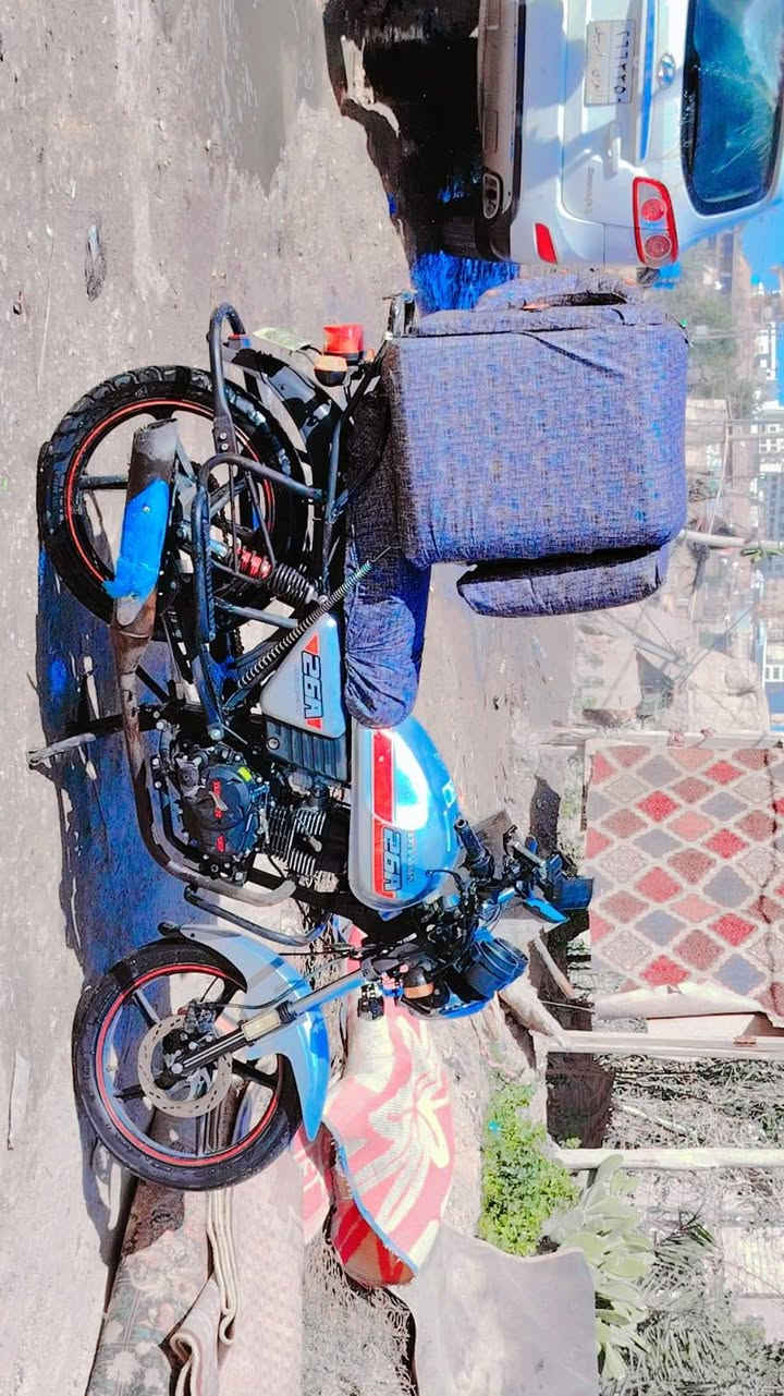 سلام عليكم  مرخصت الدمندايون مديل واحد او عشرين
محرك قبل سبوع شاده ميتين يعني ام بدل محرك جديد
دبالت جديده جبلي
تيرات جديده
ضفيره جديده
كرهباءيات كله جديده شغاله اشاير جديده
الدراجه زيرو اب معنه الكلمه جيبلك مصلحين او تعال افحص وين مي عجبك دراجه خير من الله الله شاهد لو ما متوازي ما بيع ما متواجد فيس اتصال ع وتساب او خط ***********
