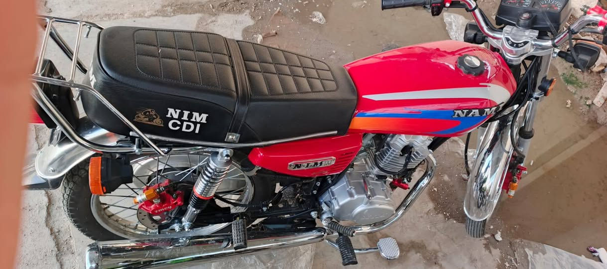 السلام عليكم دراجه للبيع موديل 25 نامه متياز  اوراق  مكفوله كفاله من كل شيء المكان بابل القاسم السعر خاص والشراي بخير ويتدلل‏‪وهذا رقمي‏‪***********
