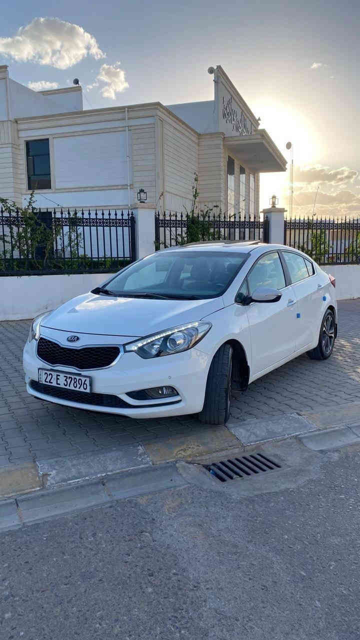 سيراتو 2013 خليجي شكل 15
فول مواصفات للاخير......... 1/1 
رقم  اربيل باسمي وهزه جديده 
لد امامي خلفي 
بصمه 
فتحه
مري شفط 
حساس امامي خلفي 
تبريد منفصل قطعتين تبريد 
كامره وشاشه 
ستيرن 3وضعيات 
تحديد مسار 
السياره جاهزه وما ناقصها اي شي سعرها معقول بلعافيه ع الياخذها 

مكان السيارة بغداد/ الغزالية
رقم صاحب السيارة 
***********

السعر :: اطلبه بالتعليقات يصلك خاص 📩

#ادارة_الصفحه ⚡

ملاحظه / 🔴
مدير الصفحه غير مسؤول عن بيع وشراء واصوليات السياره نحن صفحه لعرض السيارات فقط.
