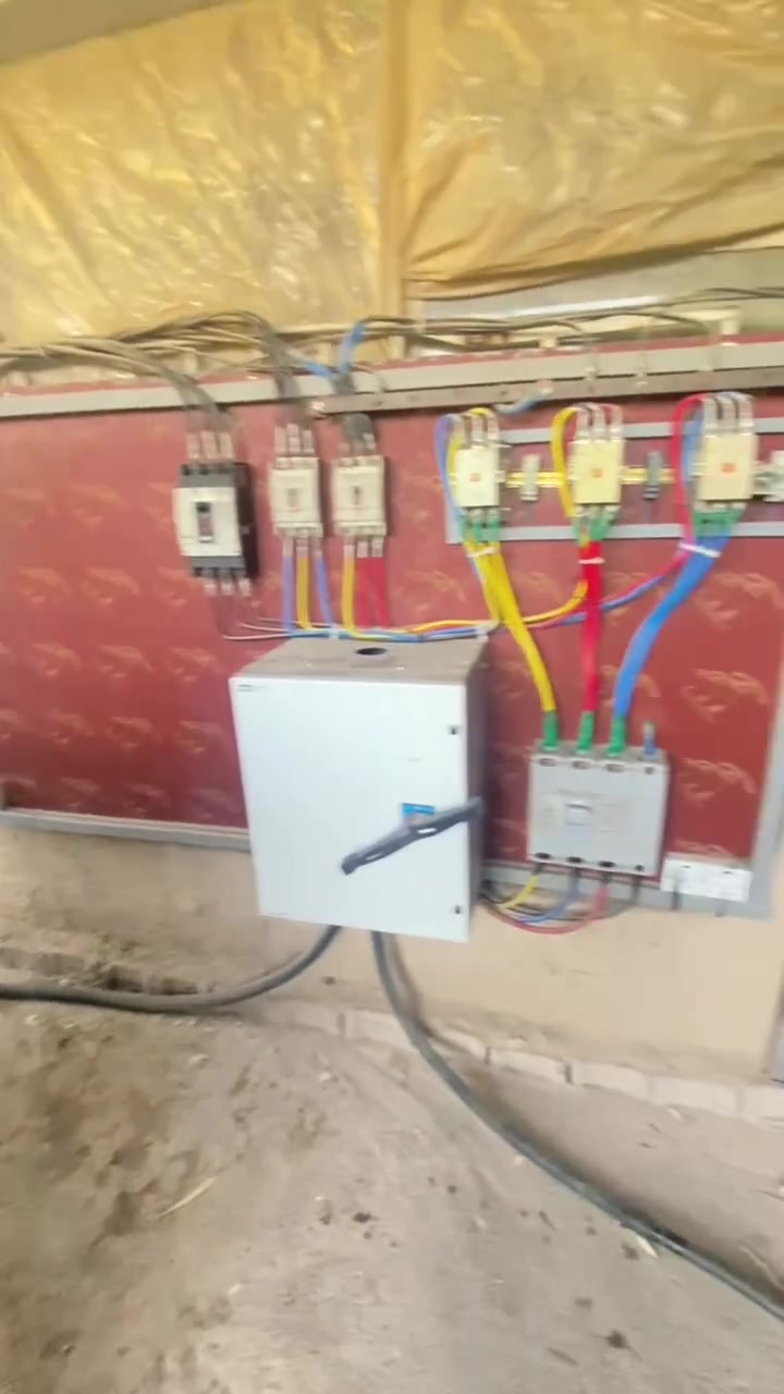 موقع كامل للبيع مولدين شتاير 24وسكانيا 124مع اجازه 200kvعدد الامبيرات 600 المكان ديالئ سراجق الاميلح الشراي يتواصل ع الخط ***********

