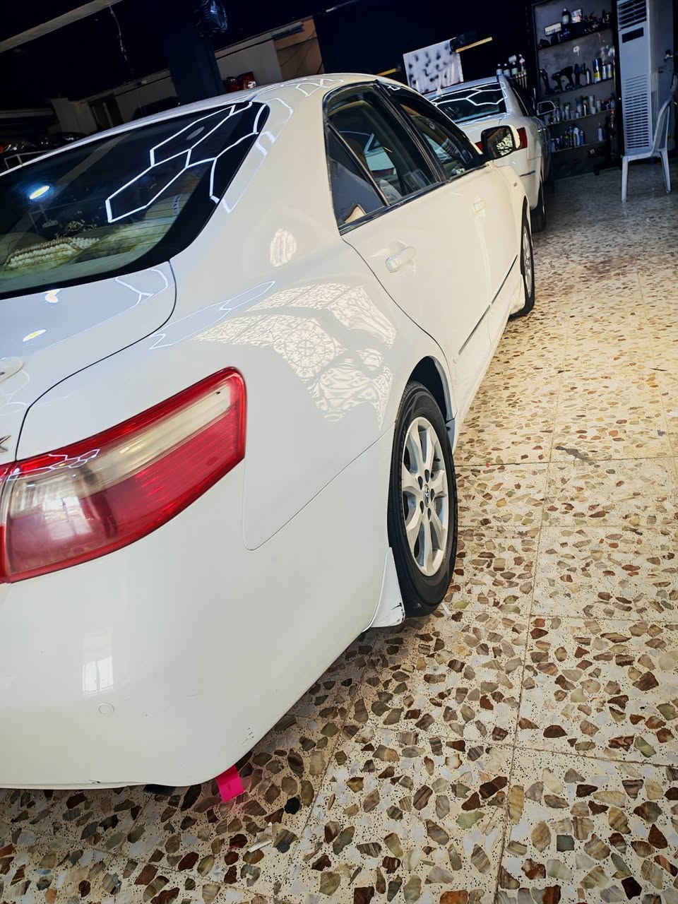 السلام عليكم. تويوتا كامري ( خليجي ) GLX 2008
فول مواصفات واحد على واحد مكفولة من كلشي
مواصفاته معروفه ميحتاج اذكرهن 
محرك 2400
جاهزة من كلشي داخل وخارج
ماشية 230 ألف
رقم صلاح الدين 
سيارة مال جناي بدون مراوس بيع فقط! 

🟥 السعر ( ١١٤ ) ورقه وبيه مجال بسيط للشراي 

مكاني: الأنبار الرمادي
الشراي يتصل على الرقم : ***********
