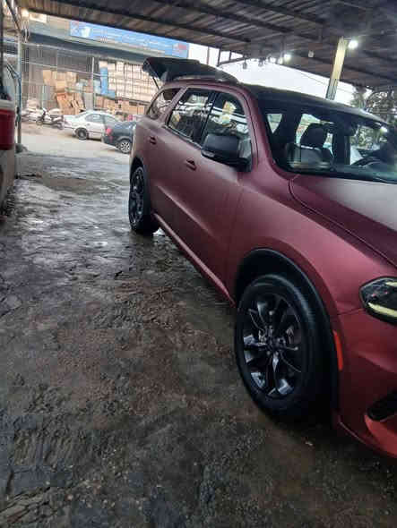 سلام عليكم
دورنكو للبيع 
موديل 2021 
وارد امريكي 
حادث نص البنيد 
بدون دواخل 
موصفات معروفه 
سياره كفاله عامه 
ماشيه 64 حقيقي 
محرك 3600 
دوج GT
فقط نص البنيد نفسه مصلح
رقم بغداد بسمي تحويل مباشر 
سعر 280 ورقه وبيه مجال 
عنواني كربلاء خلف مول الحارث 
***********
