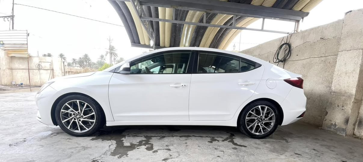 للبيع النترا 2020وارد امريكي
السياره فوول مواصفات فتحه بصمه 
صور الحادث بلمنشور 
مكان السياره الدوره هورجب 
***********
السعر 143وبيه مجال
