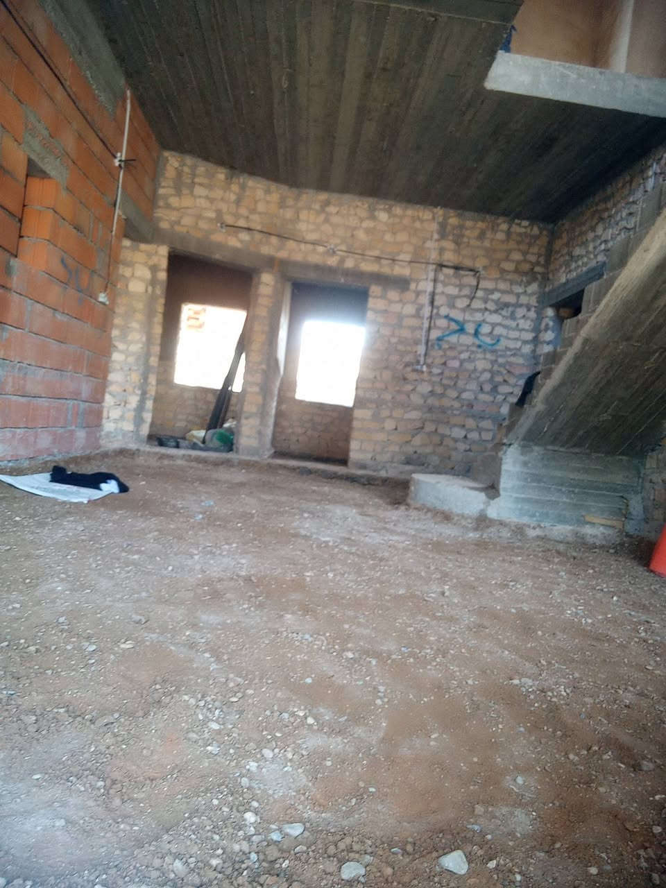 سلام عليكم  /  يوجد كادر عمل جاهز /  تصعيد مواد /  تنضيف بيوت /  تفليش /  تكشيط /  دفن نهري /  شقلنه ليل ونهار /  ومعداتنه جاهزه  ومالك دخل بكلشي تأخذ شقل جاهز مني سلمني شقل وتأخذ شقل جاهز / ماعليك بس تصال على رقم /// ***********
