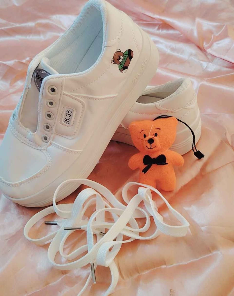 بنات لحكو عالكميه احذيه رياضي تجنن تنباع ب١٥ و١٧ اني ابيع فقط ب٨ الااااف متوفر توصيل واكو بعد مامصورتهن Singapore


**إذا كنت صاحب هذا الإعلان وتريد حذفه لأي سبب، رجاءا أرسل رسالة إلى الدعم الفني**