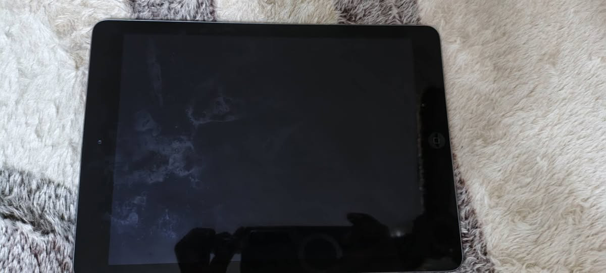 ايباد شغال فول سعرو 55 ***********
