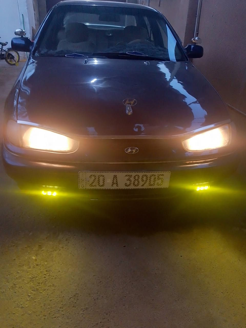 النترا دمعة 93 نظيفة ومرتبة عل ايدي مال جناي وباسمي رقم انكليزي سنوية 
وهزة جديدة ل30 سعر 34 وبيه مجال مكاني ديالى خالص
 ***********
