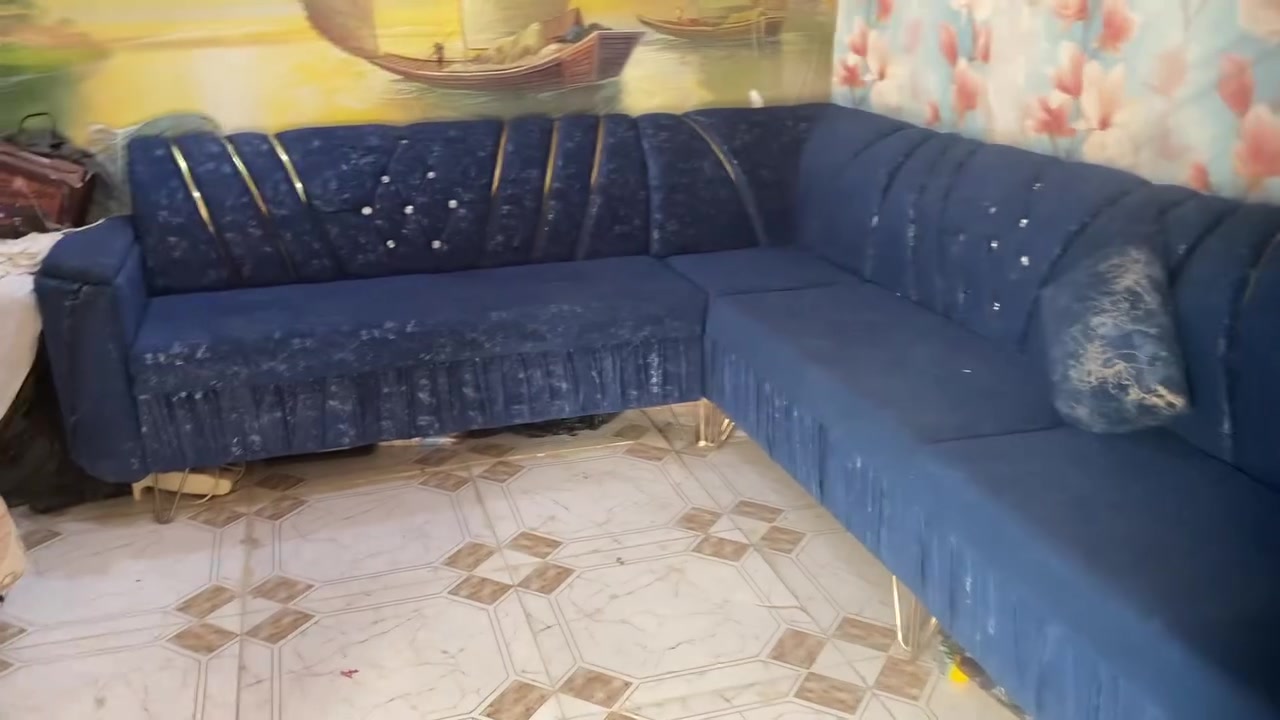 تخم ديوان تفصال درجى اولى مو سوكي ١١ مقعد السعر ٣٥٠ الف بغداد زيونة
***********
