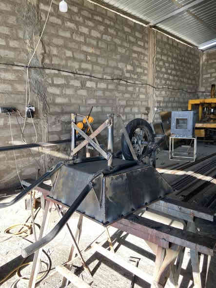 ⚒️ ورشة تصنيع التانكيات والمعدّات المعدنية – صناعة يدويّة بإتقان وابواب وشبابيك (حدادة عامة)
نجهّز لكم شغل مضبوط وحديد مضمون.

نصنّع لكم أيضًا:
▫️ عربانات دفع قوية تتحمّل الشغل
▫️ منقــلات ومشــاوي بكل الأحجام
▫️ جابيات الحلال للماء والعلف
▫️ كل أعمال الحدادة حسب الطلب وبالمواصفات اللي تختارها

✨ شغل نظيف – حديد ثقيل – لحام مضبوط – أسعار مناسبة
الموقع 📍 موقع قرب سيطرة النساف مجاور قبان دجلة بسايد الخدمي للشارع العام 
📍 موجودين لخدمتكم… ونستقبل كل الطلبات حسب القياس والعدد.

للاستفسار والطلب:
سعيد :ابو محمد ***********📞
