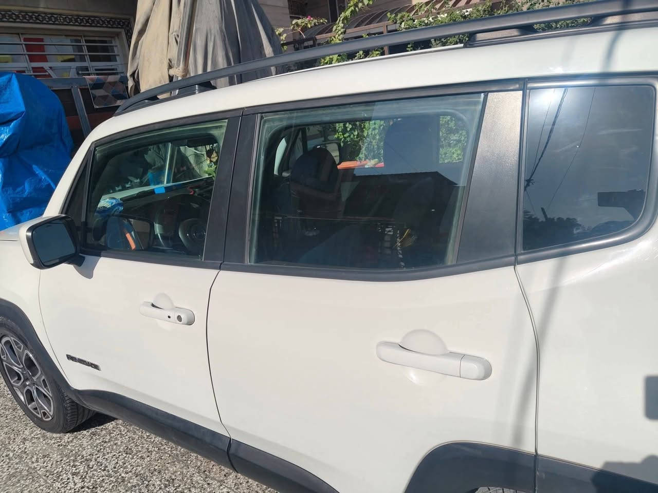 سلام عليكم
للبيع جيب رنجيد2015
السعر (105) وبيه مجال 
بيه حادث جهه اليمنى التاير الخلفي وحادث للعراق جاملغ اليسرى
محرك 2400
مكانه بغداد
موصفات بصمه شاشه كامره هندبيرك بصمه 
تخم تاير جديد صدر جديد
مراسله خاص


**إذا كنت صاحب هذا الإعلان وتريد حذفه لأي سبب، رجاءا أرسل رسالة إلى الدعم الفني**