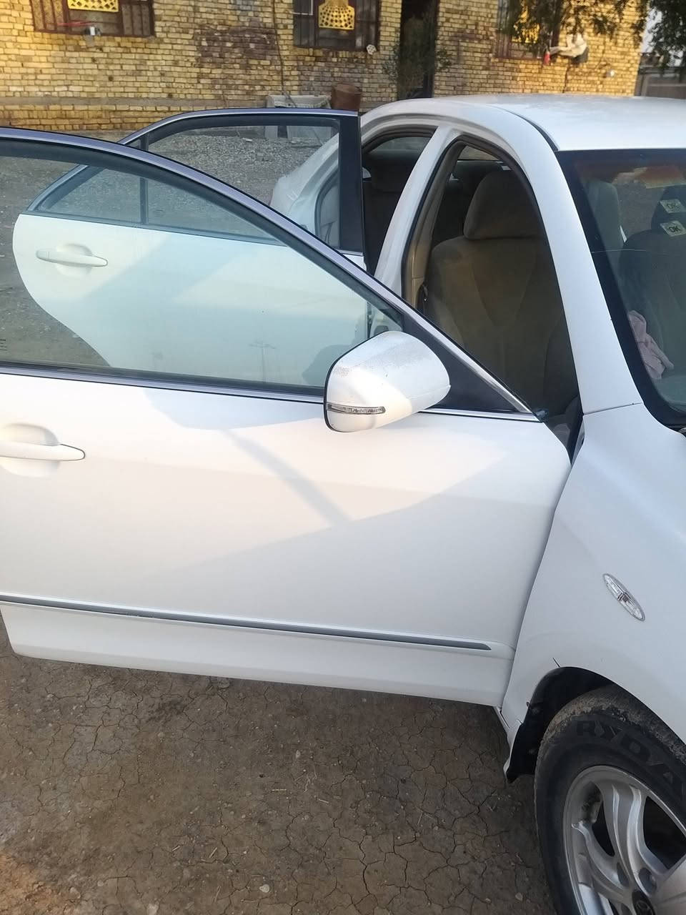 السلام عليكم
كامري خليجي سعودي ٢٠٠٧ مكفول
حساسات امامي خلفي برد كهربائية كشن السايق كهربائي داخل صاج ملكي
تحكم استيرن محرك  جديد كير مكفول صدر مامي خلفي جديد بيها ملاحظات الدعاميه الاماميه وخشم البنيد 
تايرات جدد رقم بغداد حلو وبالعافية على الي تكون من نصيبه معلومات اكثر اتصل 
***********
