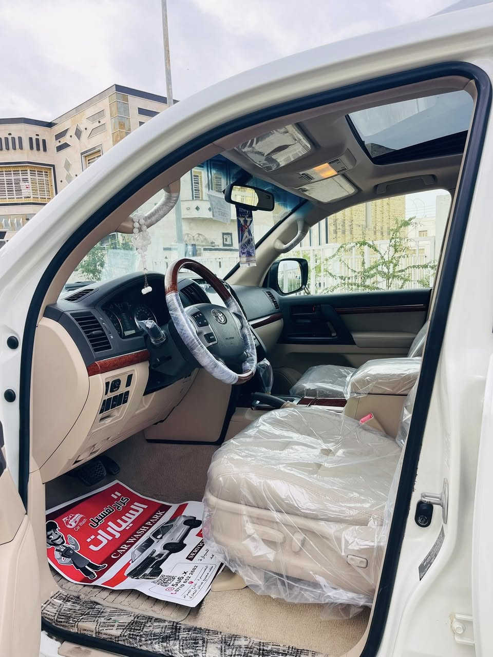 سلام عليكم
للبيع او مراوس حسب القناعه 
لاندكروز GXR 2013 ساز ماشيه 87 اصل 
مكفوله ضربه وصبغ وتبديل 
محرك وكير مكفول سياره جاهزه تخم تاير دنلوب ياباني غرفته جديده بدون تشققات 
مكفوله من الزنجار او الخياس بالابواب 
شاشه وكامرتين امامي خلفي وحساس خلفي وفتحه وتحكم ستيرا ٣ قطع تبريد وثلاجه ٧ راكب رقم بصره رباعي 2377 وبقيه المواصفات معروفه 
مكاني البصره الجبيله قرب مول بصره تايم 
للاستفسار 
***********
