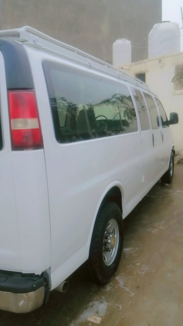 السلام عليكم سفانه 2007 رقم انكليزي السياره جاهزه من كلشي الاستفسار على هاذه الرقم ***********
