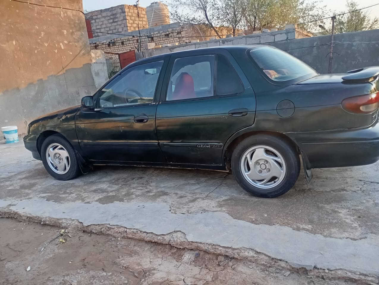 كيا سيفيا موديل ٩٥ رقم بغداد سنويه ضايعه عدي نسخه محرك مسكر مفتوح  سياره بلاد مامصبوغه السعر ٣٣ وبيها مجال رقم الهاتف ***********
