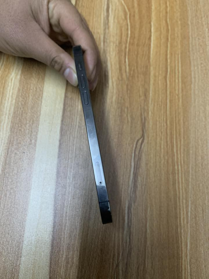 ليدور مناسب يمي وبس
لا دولار ولا ملايين ملك المناسب اني  

ركزلي بلمنشور غير الذاكرهنً ماكو 

12 برو مبدل شاشه وبطاريه

تجي وتشوف بعيينك شاشه بيها فطر صغير مناثر ولا مبين 

فيس ايدي شغال سماعات اتصال مكفول كلشي شغال 

وسعره بلاش ذاكرته 256 بطاريته 100 

ليش تشتشري ب 350 ولا 290 ولا 250 

سعره 215 الف قفل قفل 

ضهر مكسور وتصوير موجود ليفيده يجي ياخذه 

سعره 230 الف قفل 

بغداد حي العامل 

كفر وي جهاز فقط 

*********** بي واتس
