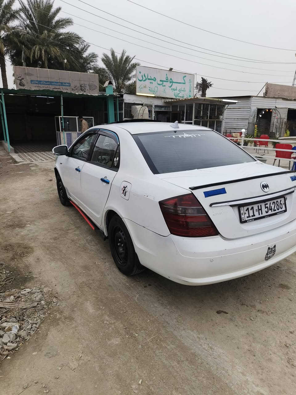 موبل 2013 رقم  بغداد النكليزي سياره نظيفه كير محرك حداديه تخم تاير قبل اسبوع تبريد ثلج شاشه وكامره وحساس خلفي ترايك 160 شرط  بيهه باب مبدل اثر ضربه دراجه شكت الباب وتبدلت سعر 50  وبيهه مجال بسيط مكاني بابل  ***********
