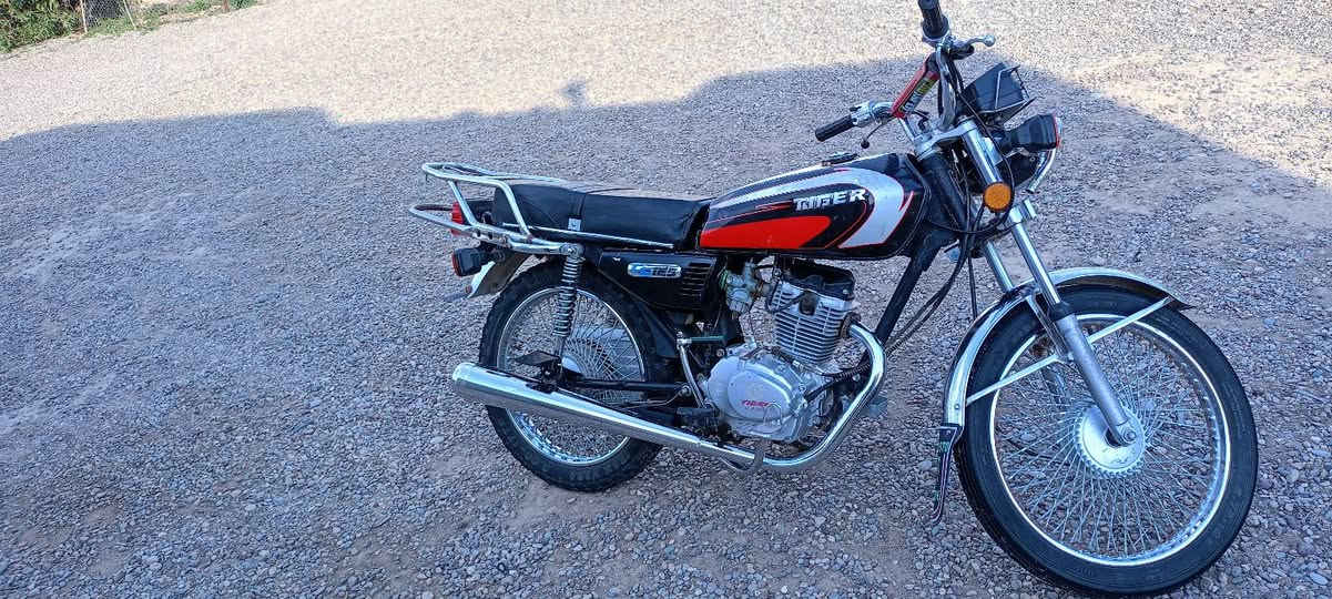 السلام عليكم موطور اربعة گير للبيع موديل 2020  محرك مفتوح شرط لاتنقيص ولاتبخير السعر 350 وبي مجال


**إذا كنت صاحب هذا الإعلان وتريد حذفه لأي سبب، رجاءا أرسل رسالة إلى الدعم الفني**