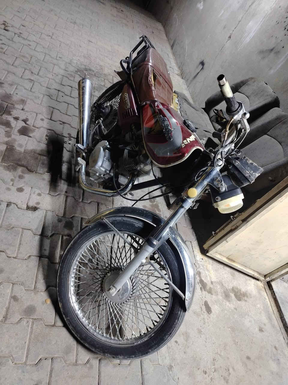 السلام عليكم هاي الموتور للبيع  280 في مجال  ***********
