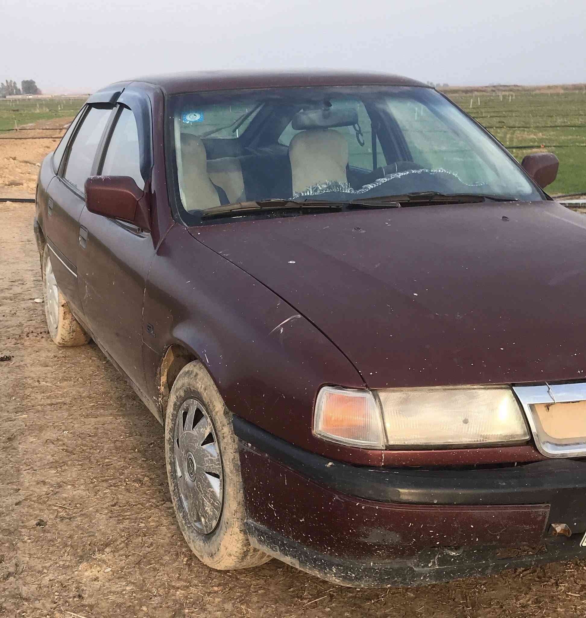 #للبيع
السلام عليكم. 
للبيع فكترأ 18 ماسحه رقم كركوك سنوية لغاية2028
صبغ جماليه كل شي شغال مابيها نقص 

للاستفسار *********** والخاص مفتوح
