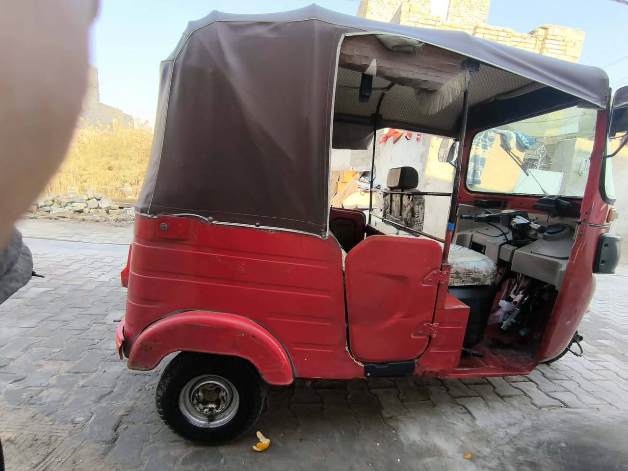 سلام عليكم تكتك اللبيع موديل 18
رقم وسنويه شرط ثاني يوم تحويل تكتك جاهزه الشارع 
مكينه خير من الله الكشرر شوف عينك شراي يدلل 
سعر 5ونص وبيها مجال 
بغداد حي اور 
***********
