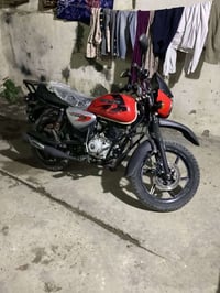 بوكسر 22 رقم بغداد بسمي دراجة جديده وبلادية 07742812731