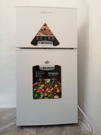 ثلاجة • جديد • سعر مناسب