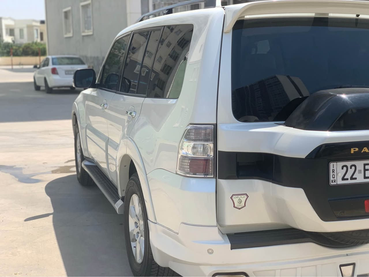 باجيرو 
موديل ٢٠١٨
شةريكة حبتول
فول مواسفات 
ماشي ٦٩ الف ماشي 
سيارة جديد مابي شي حتا دعاميات بشرت
سيارة بل اربيل 
رقمي ***********
مواسفات 
كوشن جلد كوشن كارباي 
١٢ سماعات أربيل, العراق
