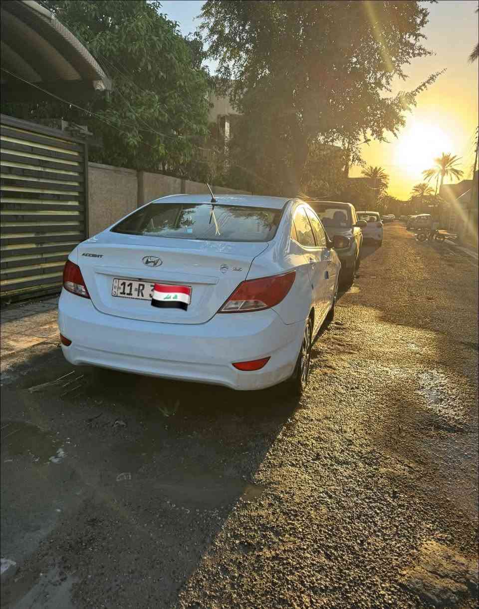 السلام عليكم اكسنت مواصفات بلو موديل 16 للبيع

مواصفات بانوراما ويل كروم بلادي اشاير مري تحكمات ستيرن
ستيرن صاج 
 داخل لونين اسود وبيجي حدادية 100‎%‎ تبريد ثلج بيها بارد  
 بدون صبغ كفاله عامه 
رقم بغداد انكليزي باسمي تحويل مباشر 
مناقصها شي مكانها بغداد حي العلام 
***********
