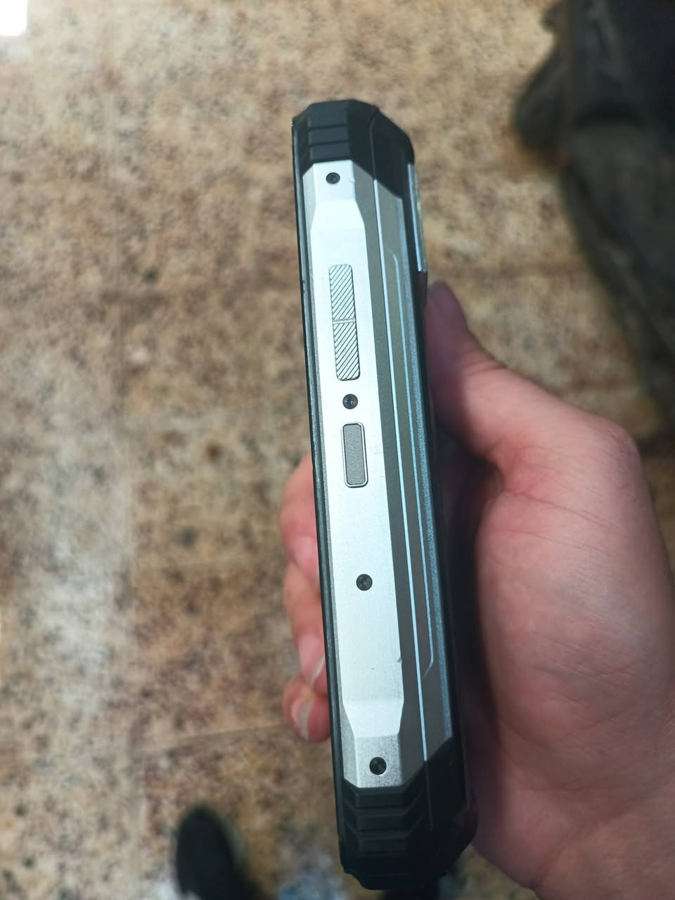 هاتف مدرع دوجي s100 pro ذاكرة 256 عشوائية 12+12 بطارية عملاقه 22000 استخدام مستمر اسبوع كامل ملحقات السعر قفل 250 الف قفل مكاني الكاظمية توصيل ماعندي


**إذا كنت صاحب هذا الإعلان وتريد حذفه لأي سبب، رجاءا أرسل رسالة إلى الدعم الفني**