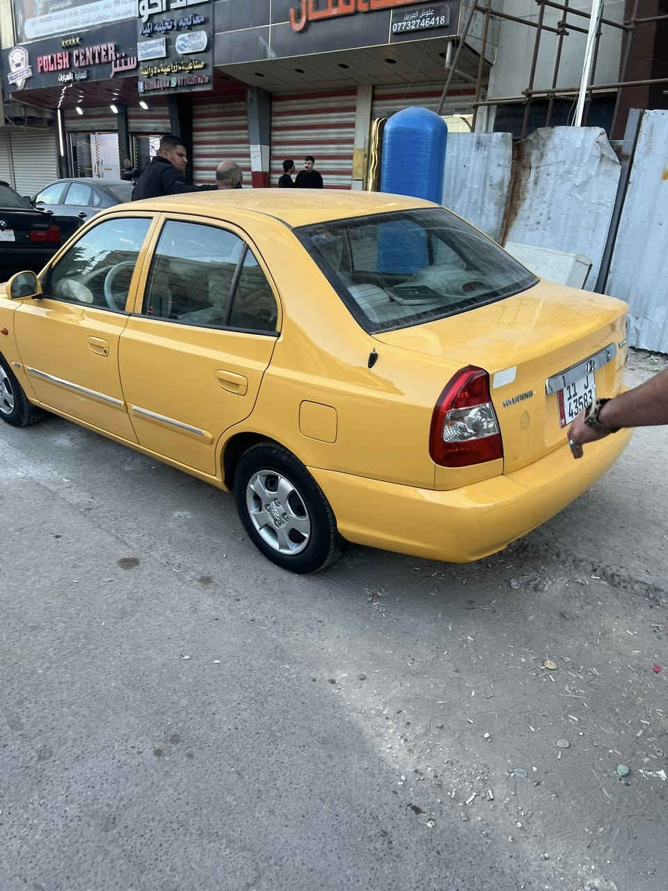 سلام عليكم شباب 
ڤيرنا 2014 سياره جديده جاهزه لشارع
لسعر 83 
بغداد جسر ديالى 
***********
