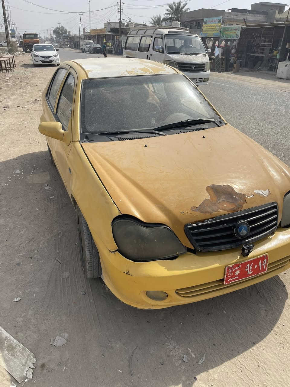 سلام عليكم سياره للبيع شغاله كامله نقصهه بس السايق راعيهه بل شعب ما واصله اتكفل سرقه وعشاير  سعر 12 ورقه 
عنوان دوره بوعيثه رقمي ***********
