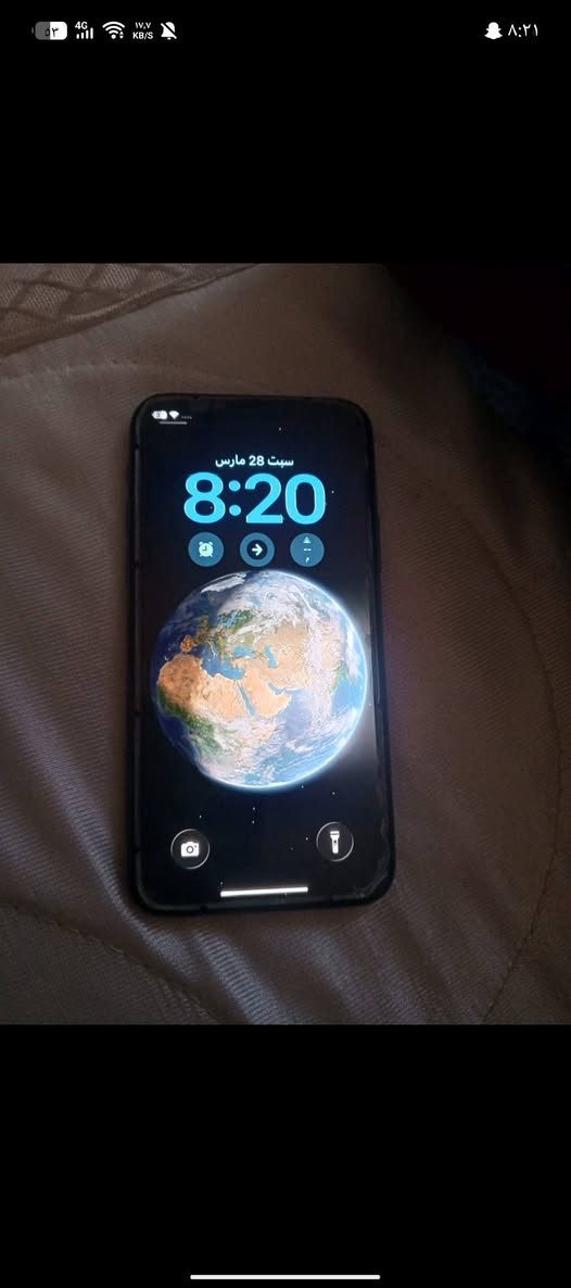 جهاز مكفول بس ضهر مكسور بلادي ممفتوح ولا مصلح افحص وين ميعجبك 
ايفون 11 برو ذاكره 256 بطاريه 83 للمراوس بايباد او موبايل 
تواصل واتساب او فيس رقمي  ***********
