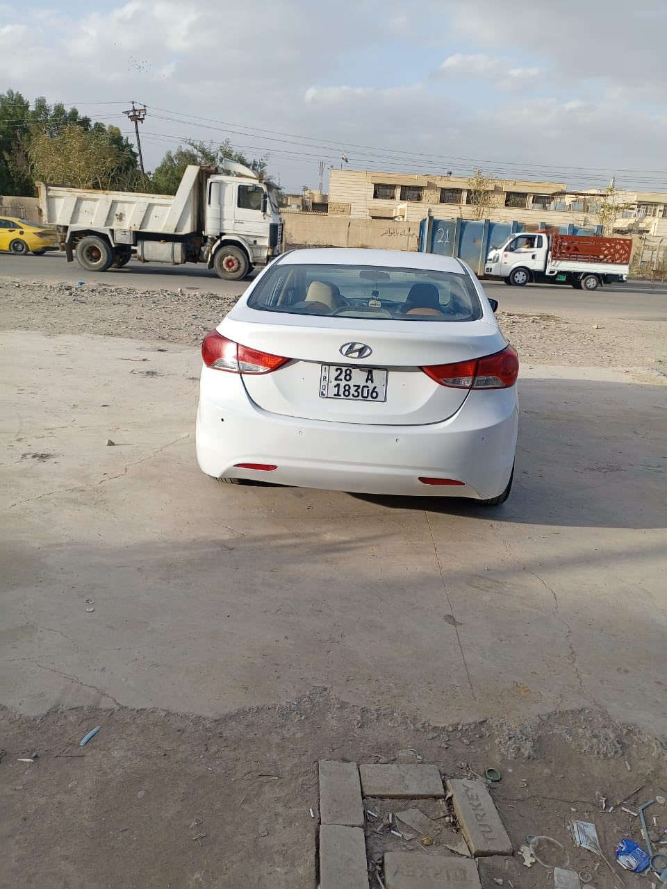 يالله سلام عليكم للبيع الانتره مضلع موديل 2013 رقم نجف دولي تحويل مباشر مكان السياره بغداد مكينه 1600 للاستفسار *********** غير متواجد على الفيس مكلف بلنشر
