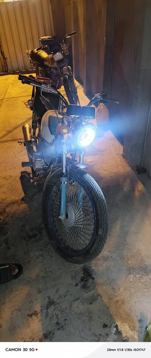 اربع كير للبيع
اصولي وكيله العارضي 
الون سمائي 
مكاني نجف كوفه 
سعر 625 وبيه مجال 
رقم ***********
