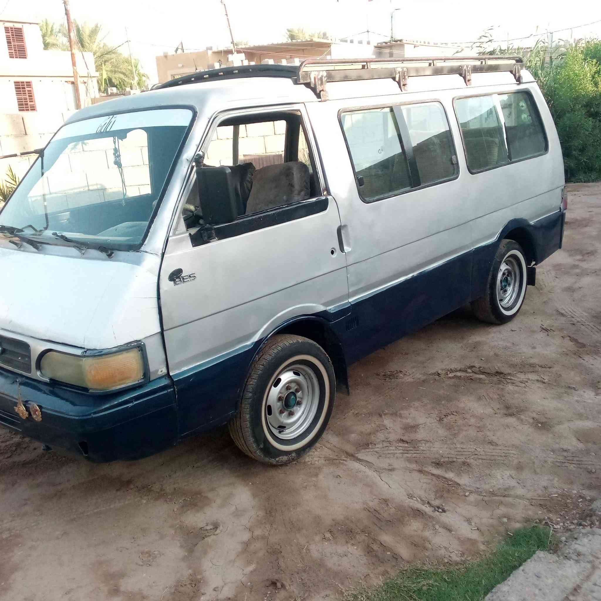 سلام عليكم كيه بيسه 1995 مصفره هيه تريد تحويل تريد واكاله وقرامات مكفول محركت وكير بس لثالث يفلت سعر 30 وبيه مجال لعنوان واسط العزيزيه ***********
