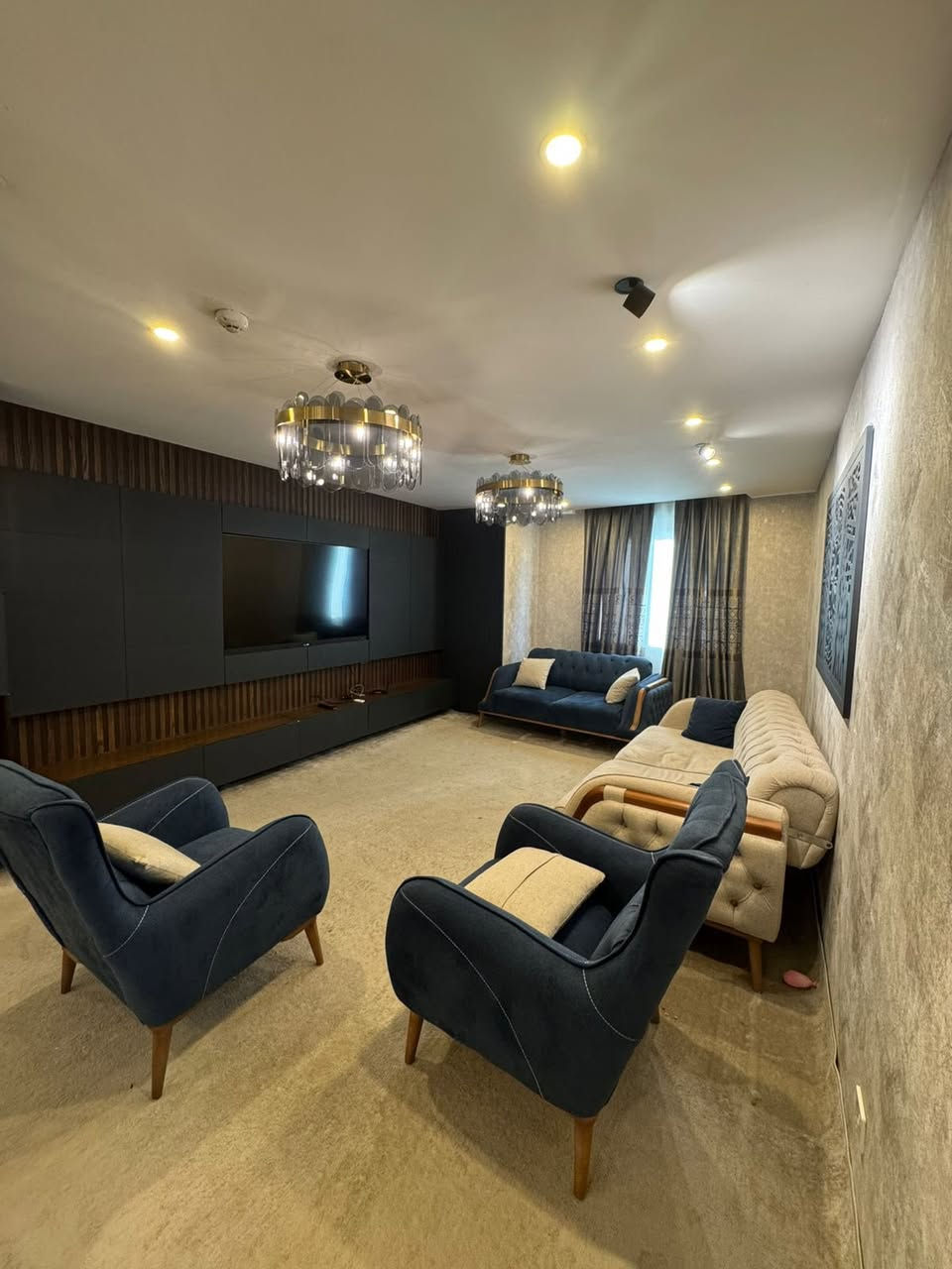 ‏شقة للإيجار في أربيل
‏مجمع سكني لايف تاورز
‏داخل مربع الذهبي 
‏شقة ثلاث غرفة وصالة
‏مؤسسة بالكامل Vip 
‏مساحتها 173 متر 
‏طابق 10 
‏للاستفسار أكثر على ال WhatsApp 
***********
***********
