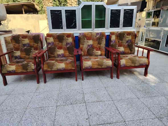 كراسي وتخم اللبيع شراي يراسلهم واتساب *********** العماره
