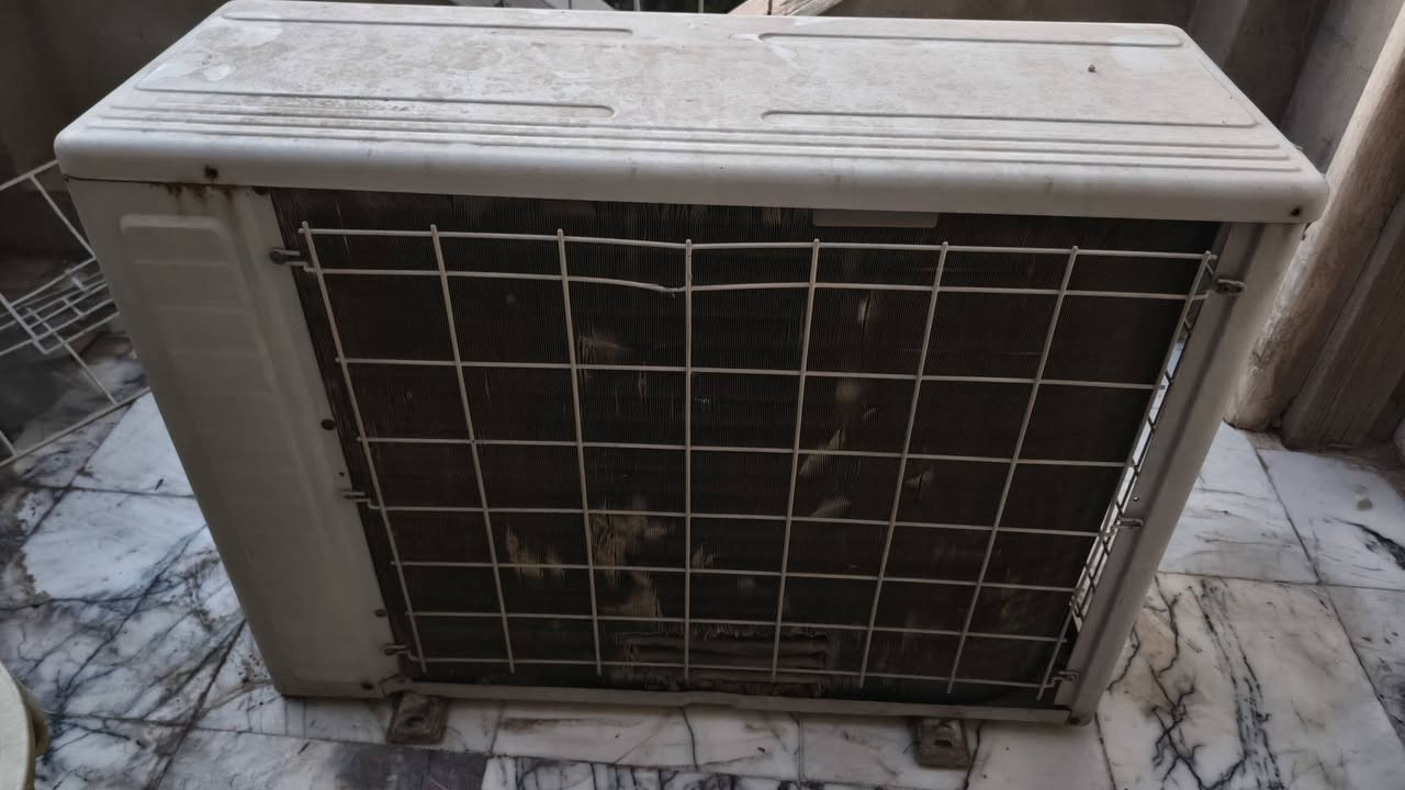 خارجيه سبلت ٢طن الحافظ المكان بغداد
***********
