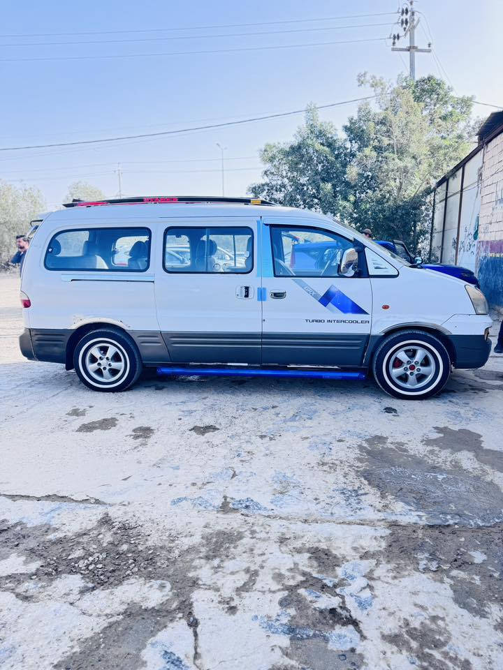 السلام عليكم ستاركس للبيع موديل ٢٠٠٧ قادسيه انكليزي مكفوله كفاله عامه سياحي فول مواصفات كير عادي محرك 
جديد تبريد شغال شواصي معمرت تعمير درجه أولى العنوان بابل ***********
***********
