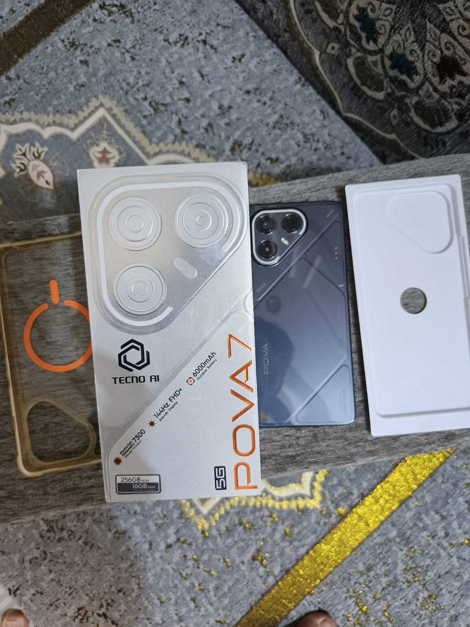 تكنو PovA 7 5G  الذاكره 256 العشوائيه 8 + البطاريه 6000mAh . جهاز راقي   90فريم بوبجي جهاز بجيس صاله سبوع من اخضته مكفول من الزلغ  السعر 340 بيه مجال   شحن سريع لي ريده يدخل خاص ويدلل وتساب ***********
