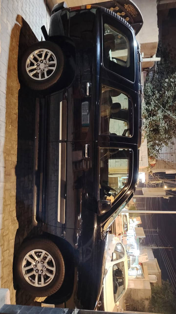 اسلام عليكم للبيع تاهو الفيني موديل ٢٠٠٦ السياره كفاله عامه رقم بغداد انكليزي بسمي مكاني البصره الأصمعي اي استفسار هاذا رقمي ***********
