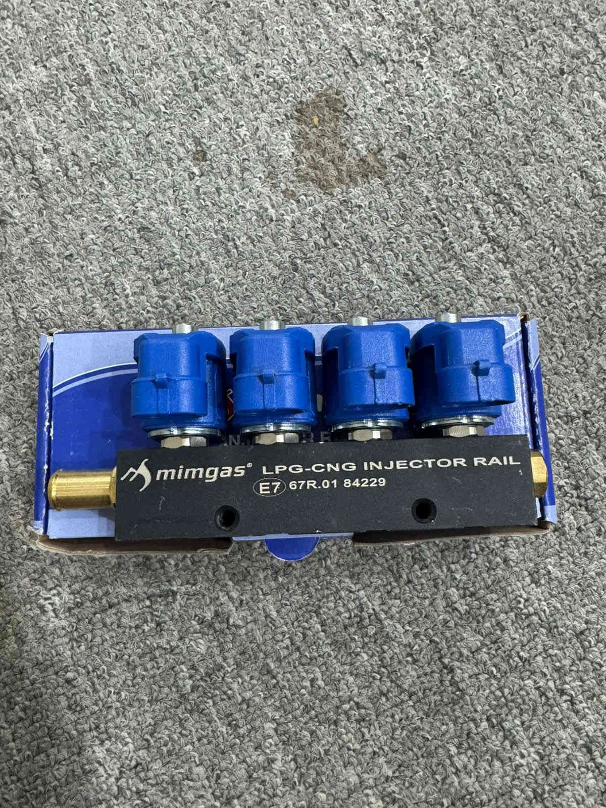 تتوفر  جميع اداوات غاز السيارات 
✅✅فلاتر __  ركليترات __ نوزلات __ طوافات وجميع الادوات  الاصلي فقط 
يتوفر توصيل جميع المحافظات 
للطلب مراسله او واتساب 
***********  واتسسساب
