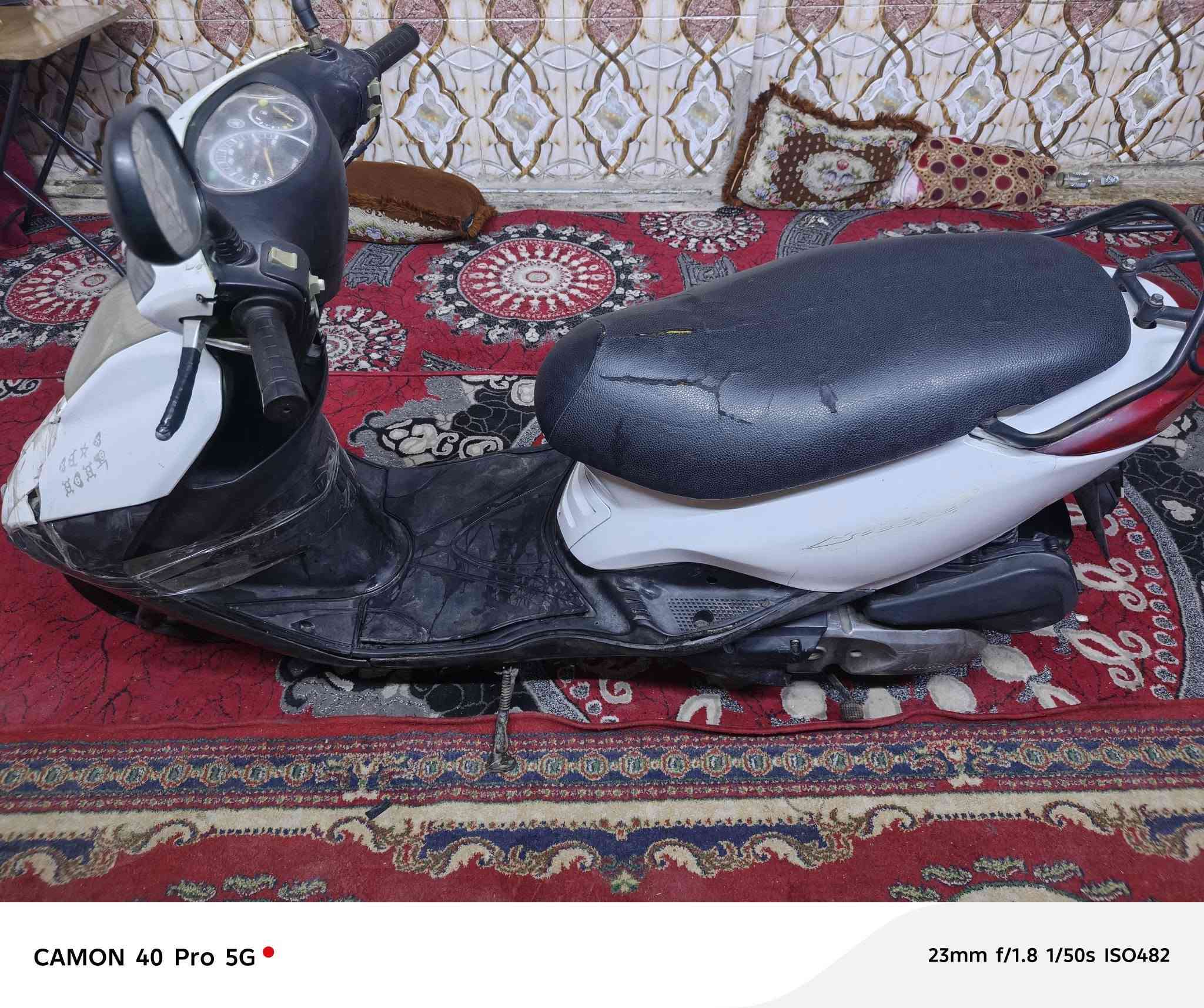 من رخصة الادمن سلام عليكم دراجه بريز نوزل نضيفة للبيع اوراقها كاملة دراجة خير من الله بيها بس 3 عيوب الكفر الامامي والستاند الخلفي والقبق مال صرة الدراجة عايفة صار سبوع من ضاع سويجها لحد الان ما طالع بيها السعر 400 الف رقم ‏ *********** ‏مكانها مدينة الصدر قطاع 24 ملاحضة حجيتلك العيوب مو تجي تتفخفخ براسي وطلعلك بيها عيب لو شي ما عجبتك كول ما عجبتني الدراجة تاخذها من البيت يوم يومين شهر شهرين اي شكال بيها ترجع
