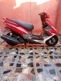 جي تي ار أحمر • نضافة فول • شاشة ٣ ألوان